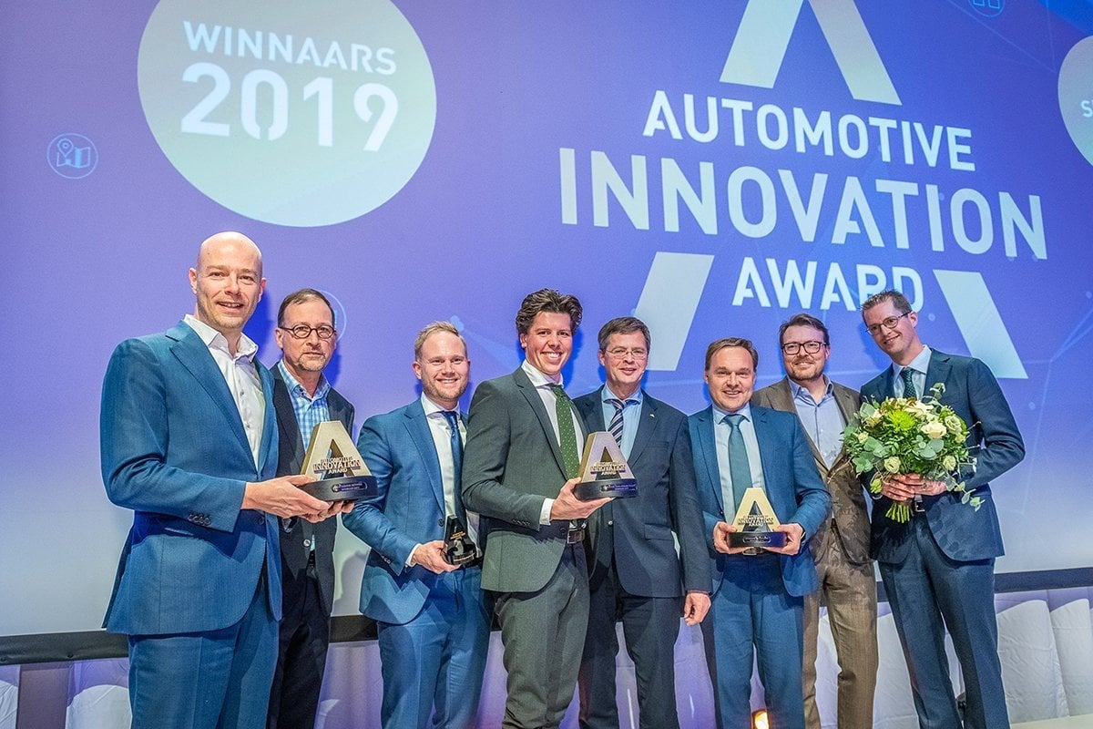 Automotive Innovation Award_all winners on stage_smaller