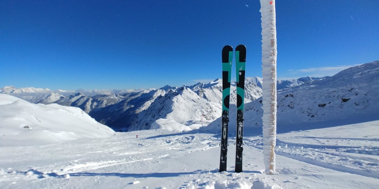 Skier, Wintersportgeräte