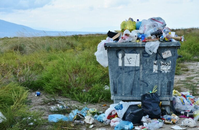 New waste law must end Spanish 'more trash, more cash' waste system