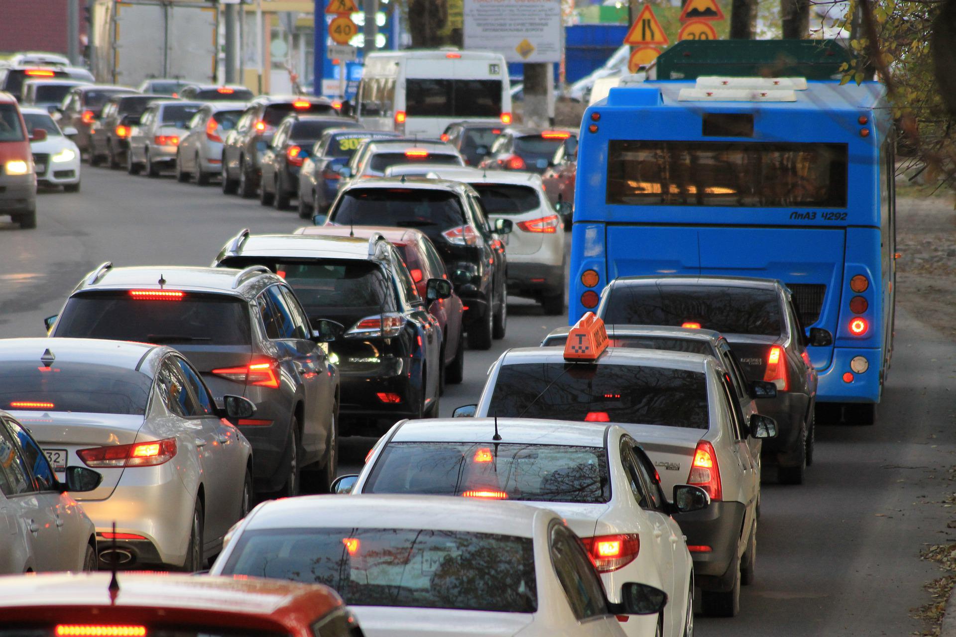 Researchers identify the most effective ways to reduce car traffic