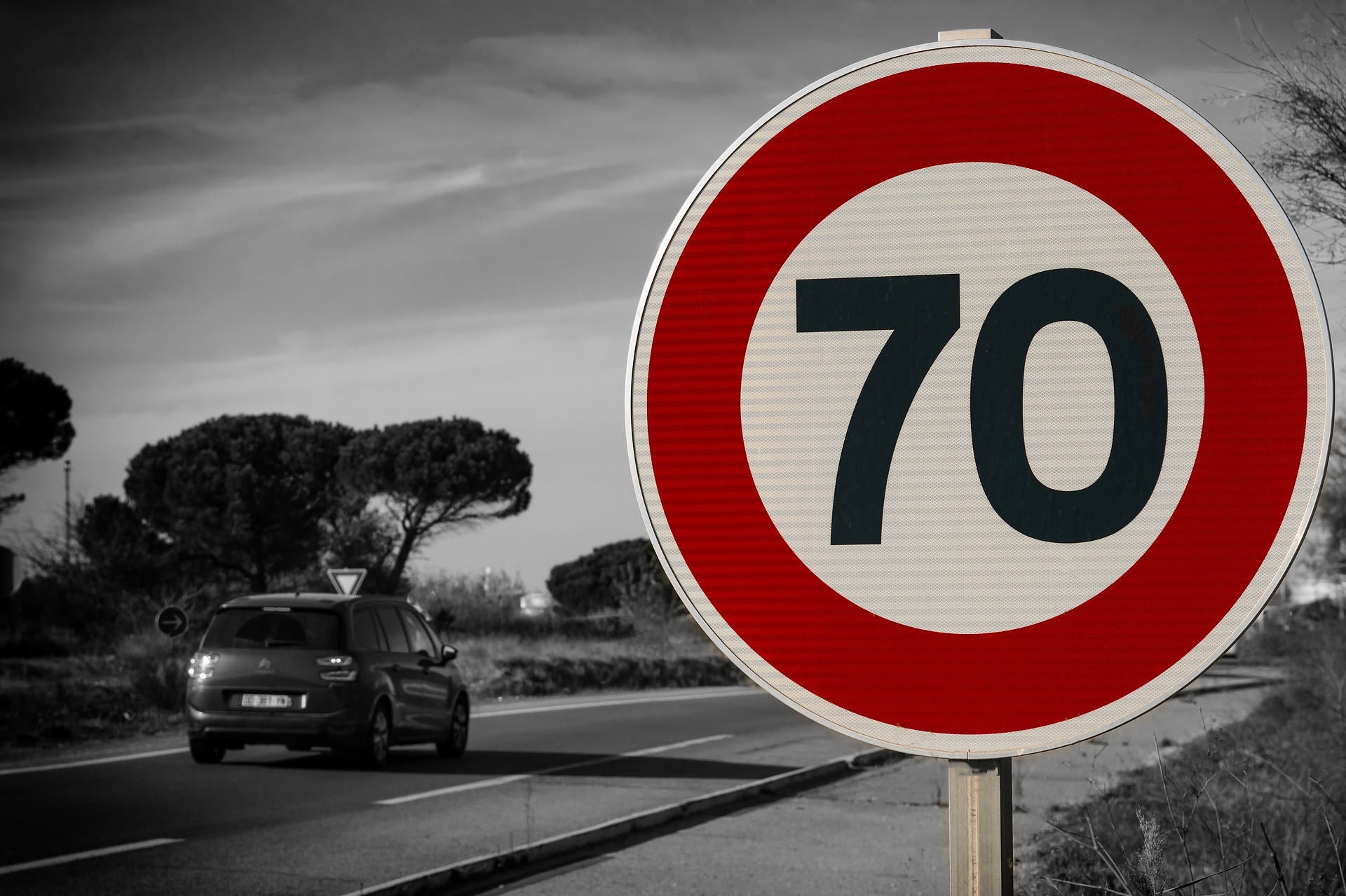 On speed limits, energy waste and ideological nonsense