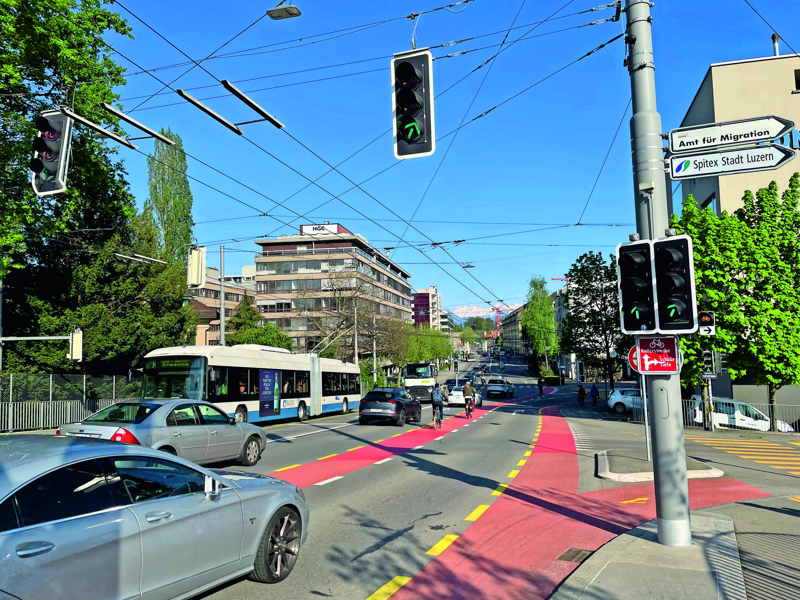 Smart traffic lights allow traffic to flow better