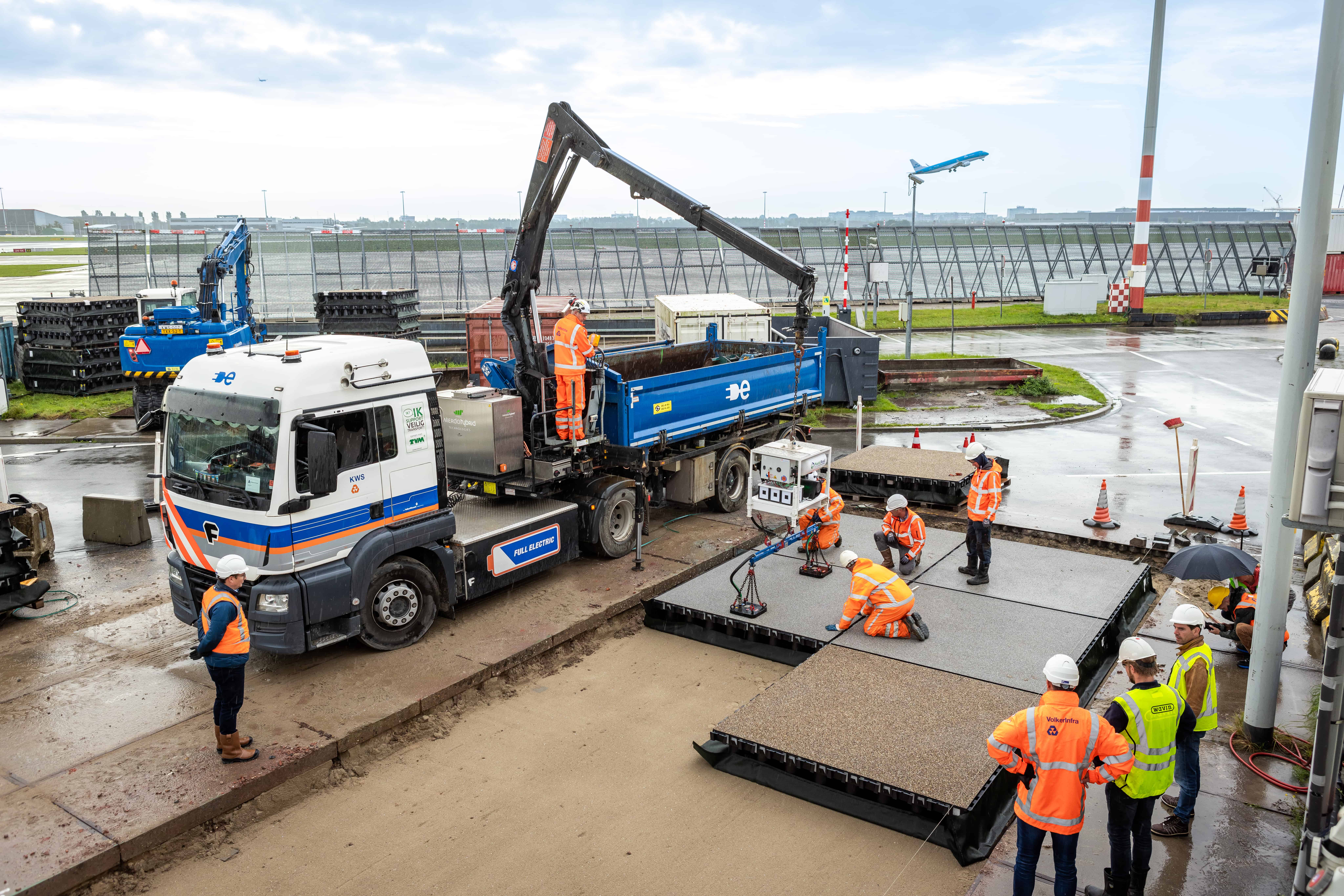 Schiphol airport builds road and parking bays made from plastic waste