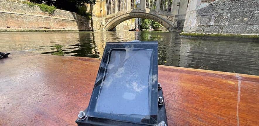 The solar powered device developed by the University of Cambridge