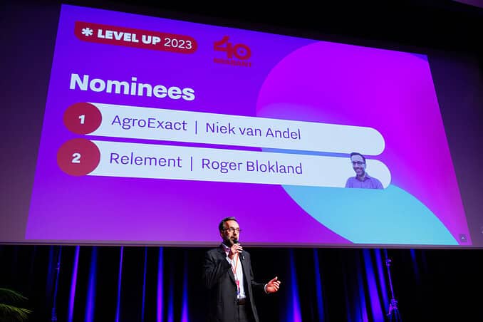 LEVEL UP 2023, pitching for the awards © Bram Saeys