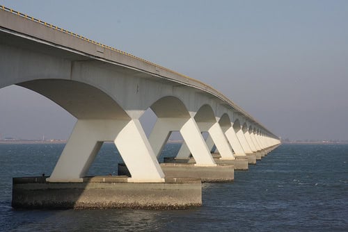 Onderzoekers TU Delft nemen staat van Zeelandbrug onder de loep